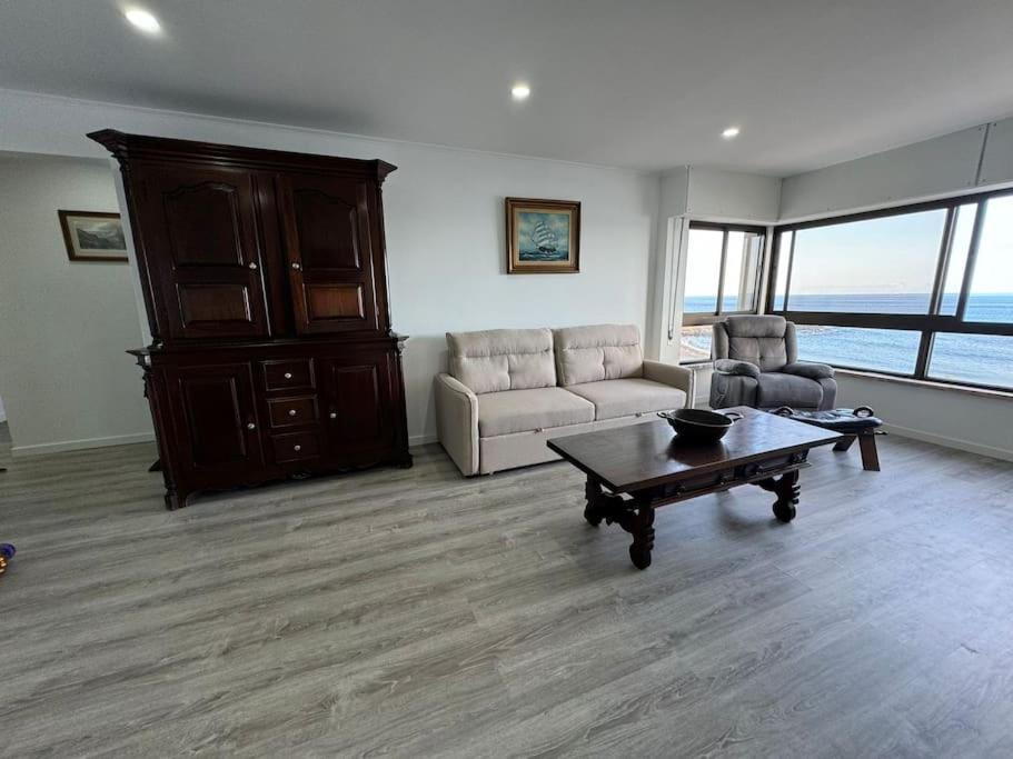 Beachfront Amazing Location - 19Th Hole Понта Делгада Екстериор снимка